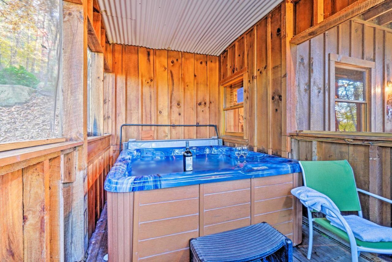 Grin N Bear It Cabin With Hot Tub And Fire Pit! Pigeon Forge Exterior photo